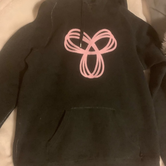 TNA small pullover NWOT - Picture 2 of 3